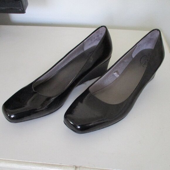 LifeStride Garam Womens Black Faux Patent Leather 1.75" Wedge Pump NWOB - 9M - Picture 5 of 7